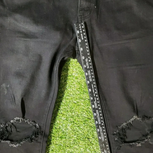 Mnml Womens Jeans 36 X 32 Black Distressed Stretch - Picture 8 of 9